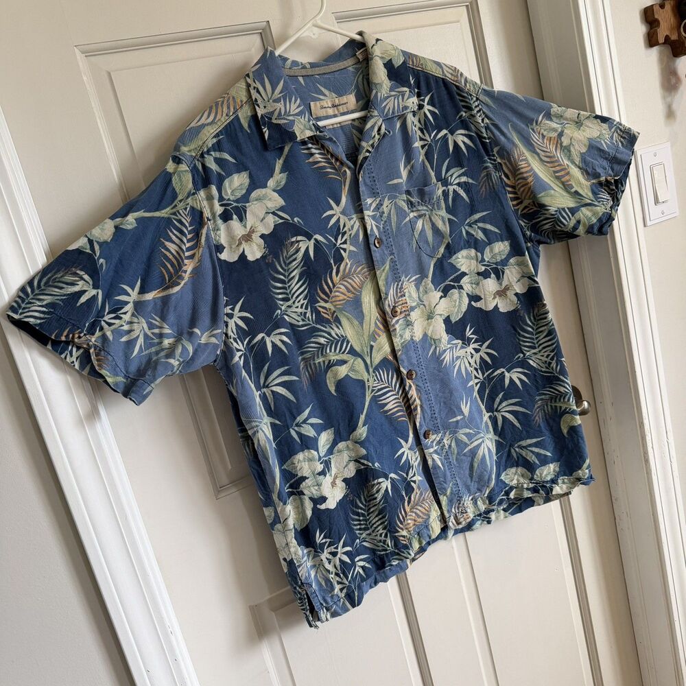 Tommy Bahama Shirt Mens M Original Fit  Hawaiian Floral Silk Blue